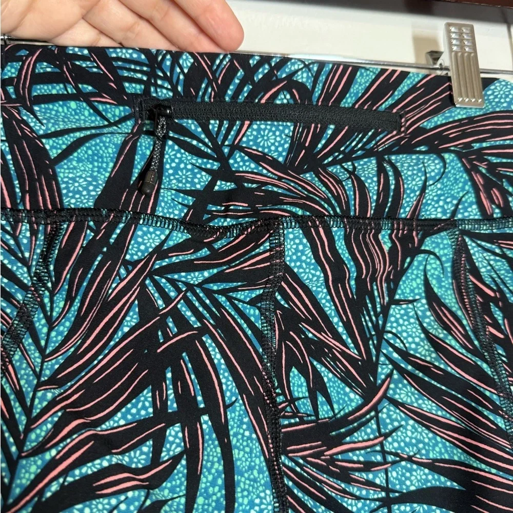 Lululemon Tight Stuff Tight Tropical Print Crop Leggings